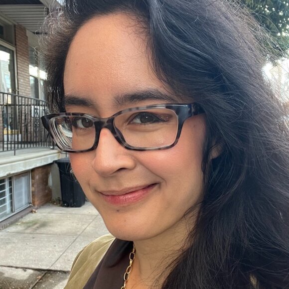 Meet your Posher, Feliza - Picture 1 of 3